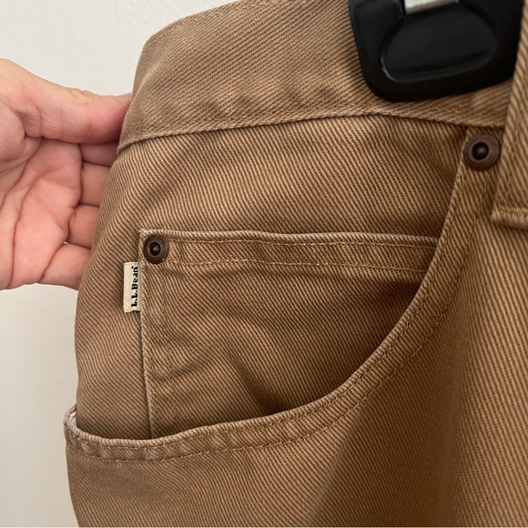 L.L. Bean Men's Straight Fit Khaki Jeans size 38 - Picture 4 of 8